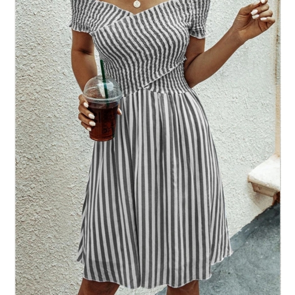 Beachsissi Dress - Picture 4 of 7